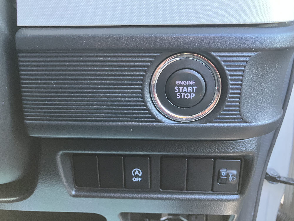 スズキ　スペーシア　HYBRID　G9枚目