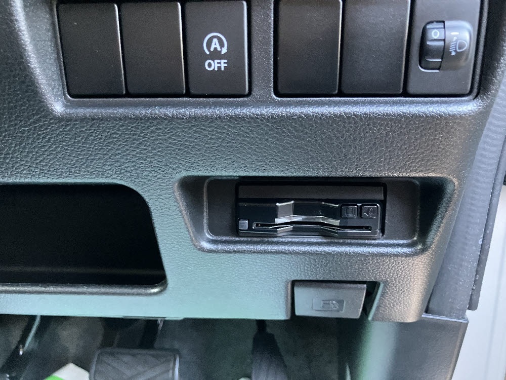 スズキ　スペーシア　HYBRID　G10枚目