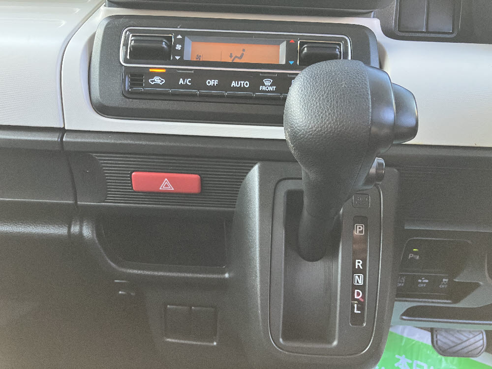 スズキ　スペーシア　HYBRID　G15枚目