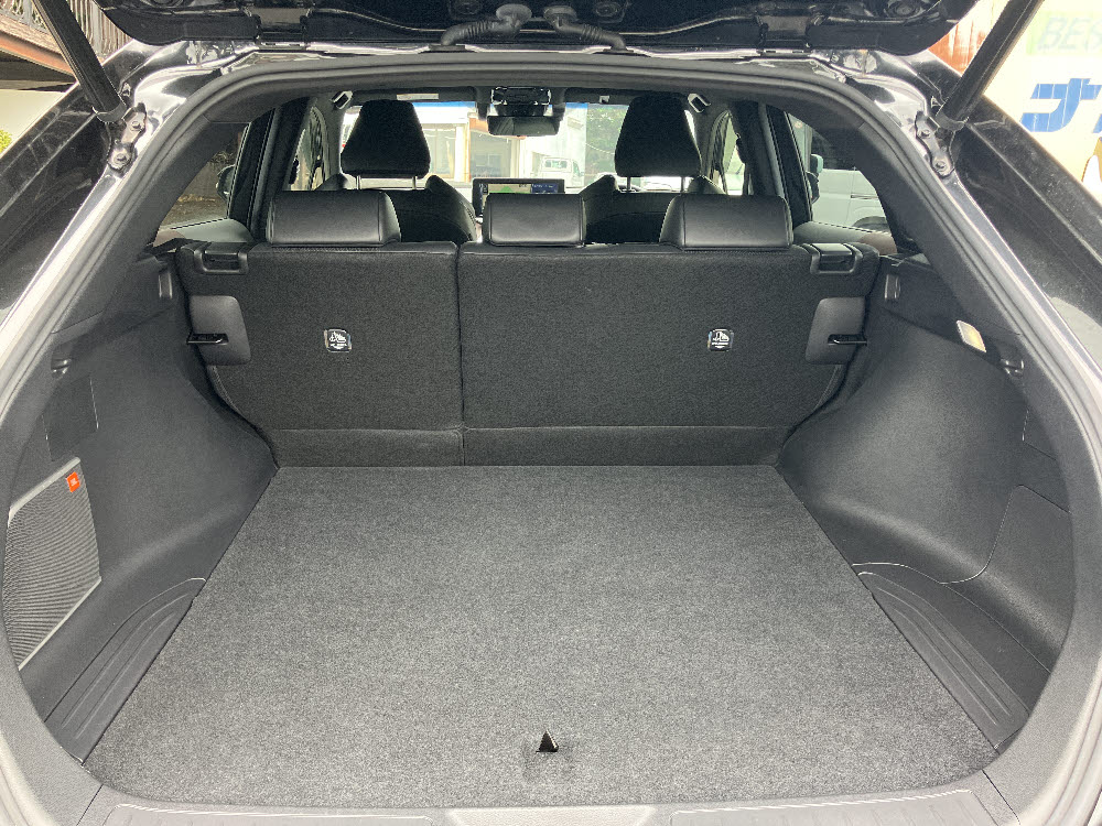 トヨタ　ハリアー 2.0GレザーP11枚目