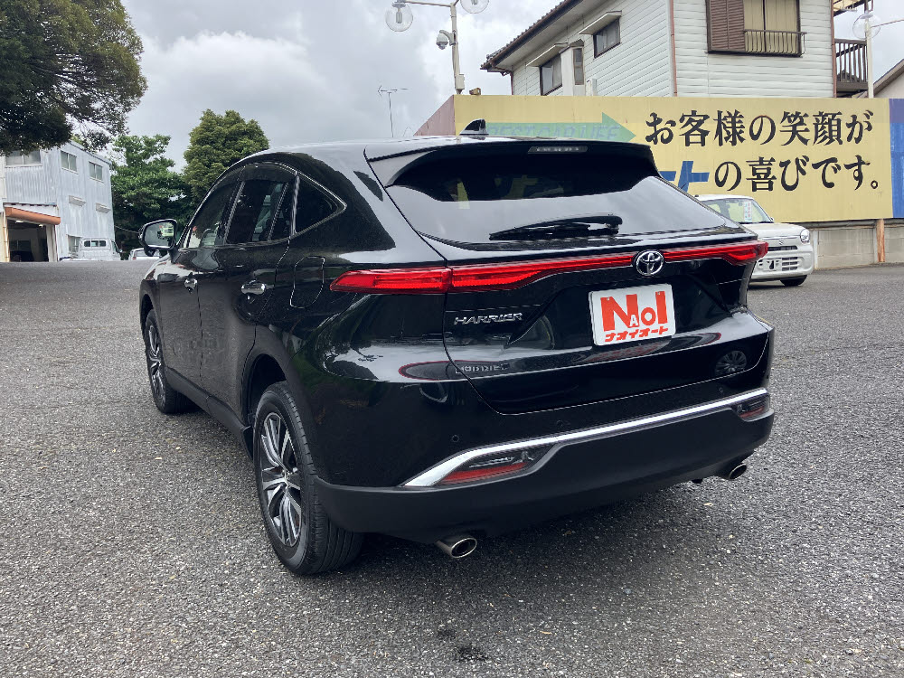 トヨタ　ハリアー 2.0GレザーP5枚目