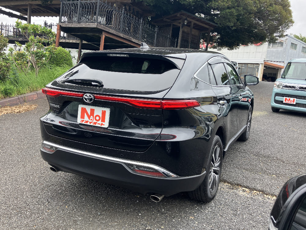 トヨタ　ハリアー 2.0GレザーP7枚目