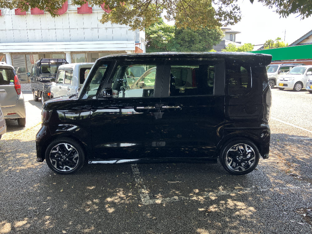 ホンダ　N BOXカスタム　G・Lターボホンダセンシング3枚目