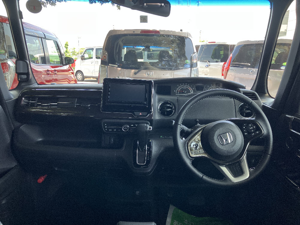 ホンダ　N BOXカスタム　G・Lターボホンダセンシング8枚目