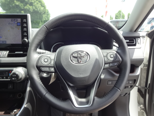 トヨタ　ＲＡＶ-４　G Zパッケージ11枚目