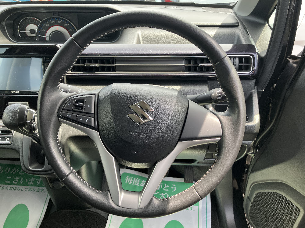 スズキ　ワゴンRスティングレー　HYBRID X15枚目