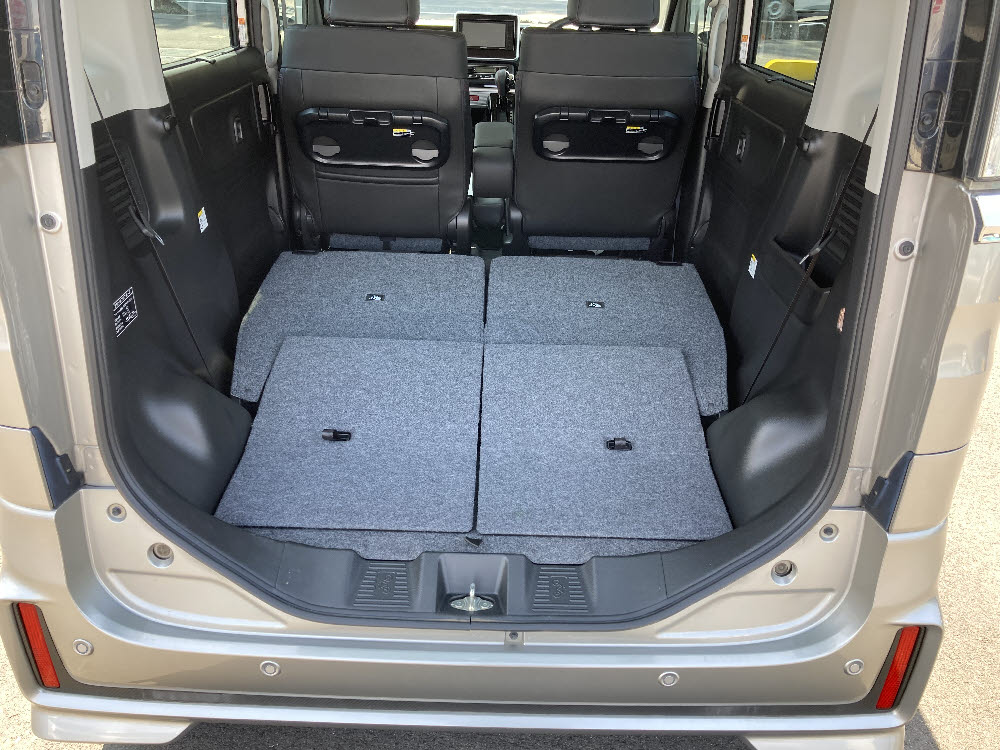 スズキ　スペーシアカスタム　HYBRID XS10枚目