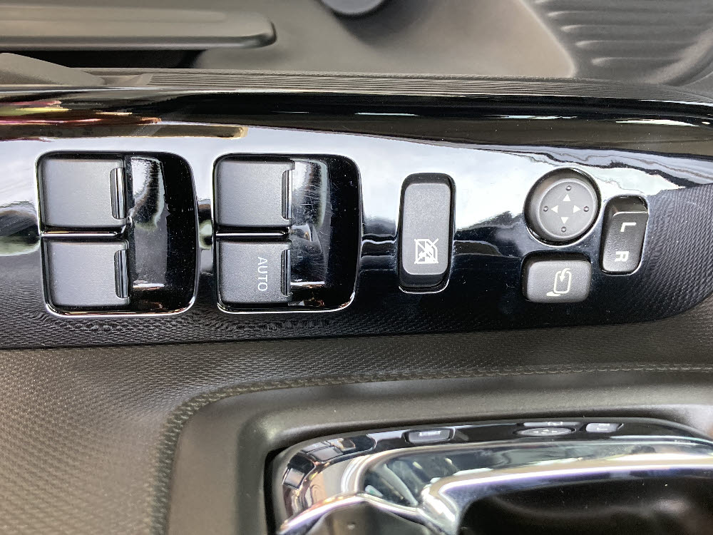 スズキ　スペーシアカスタム　HYBRID XS14枚目