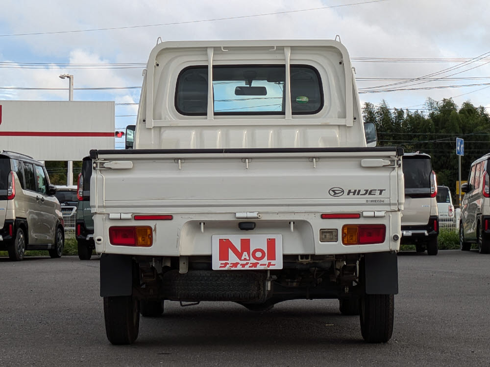ダイハツ　ハイゼットトラック　スタンダード 4WD4枚目