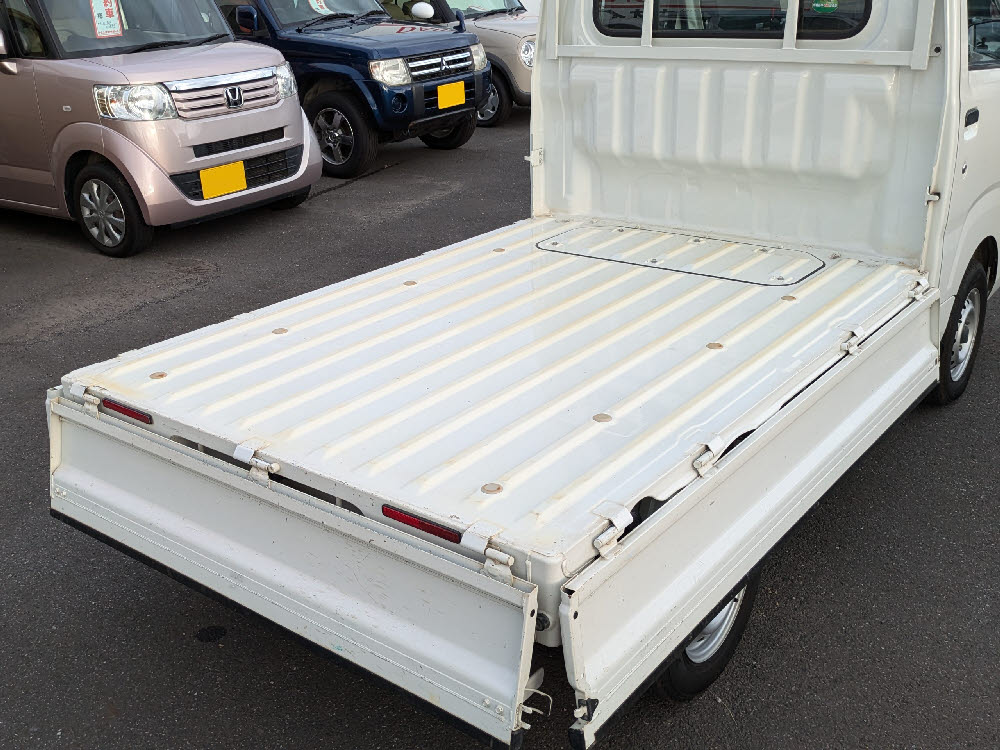 ダイハツ　ハイゼットトラック　スタンダード 4WD6枚目