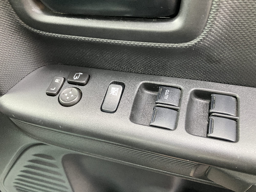 スズキ　スペーシア　HYBRID　G15枚目