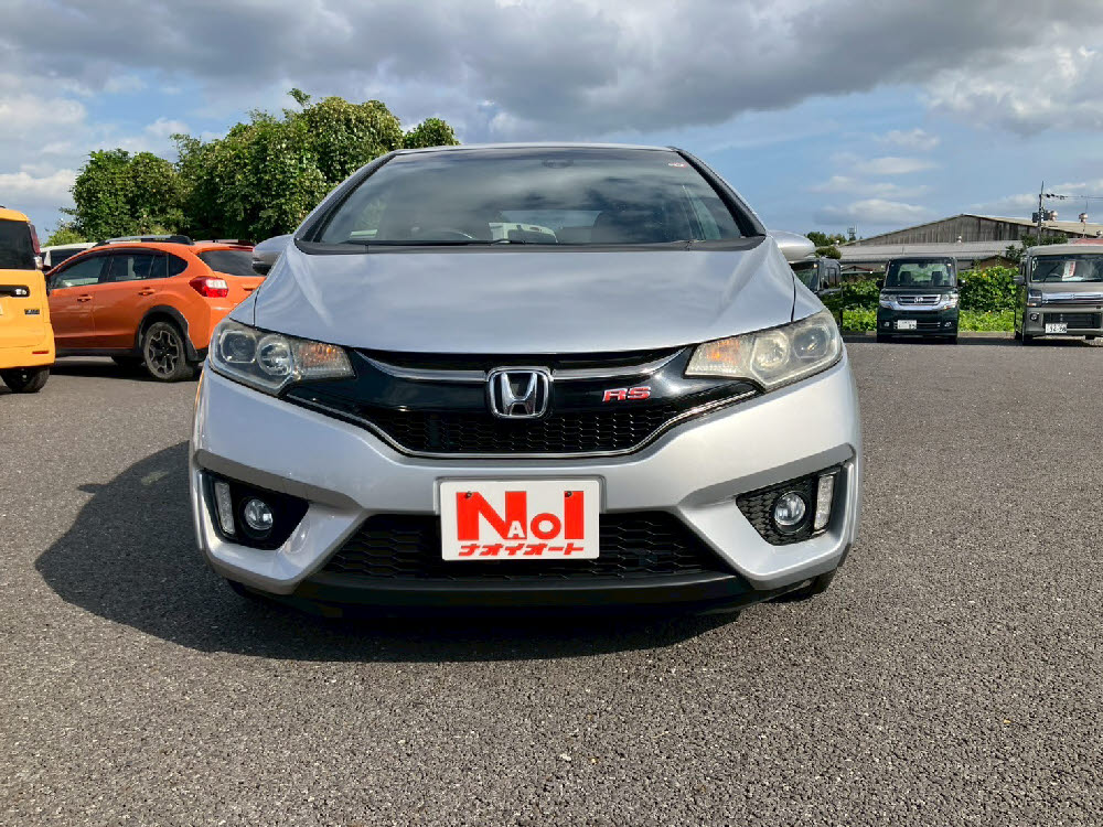 ホンダ　フィット　RS1枚目