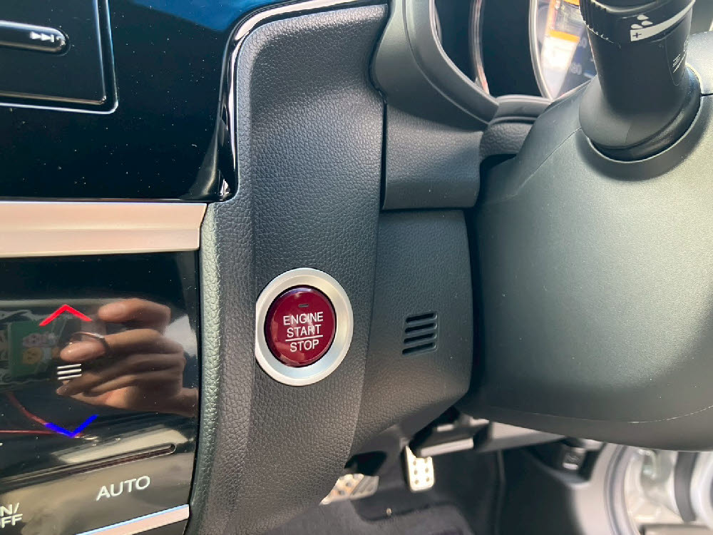 ホンダ　フィット　RS17枚目