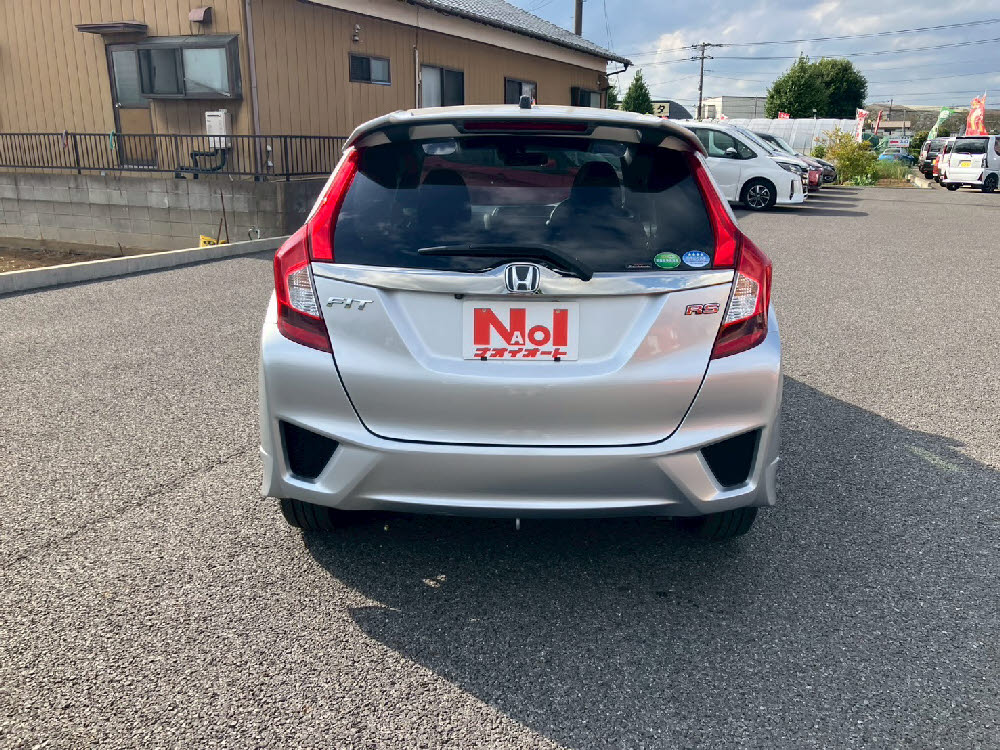ホンダ　フィット　RS5枚目
