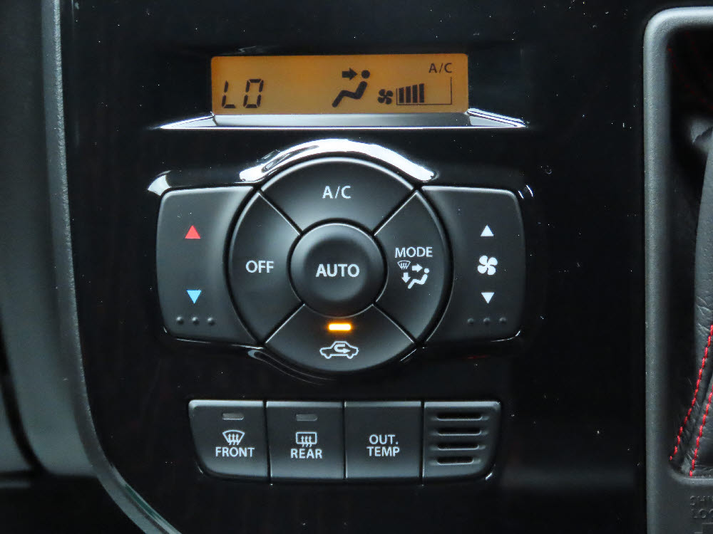 スズキ　アルト　ターボRS12枚目