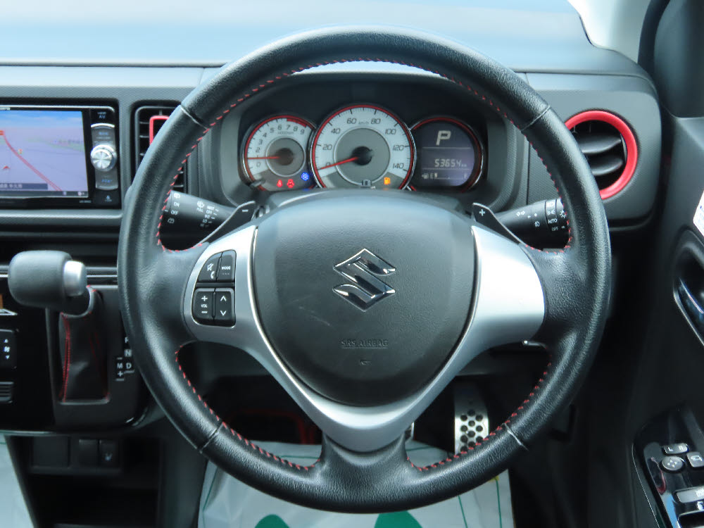 スズキ　アルト　ターボRS14枚目