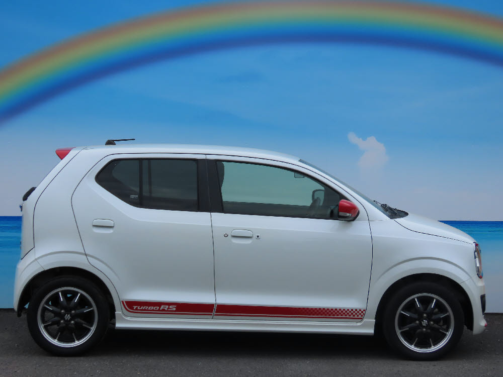 スズキ　アルト　ターボRS3枚目