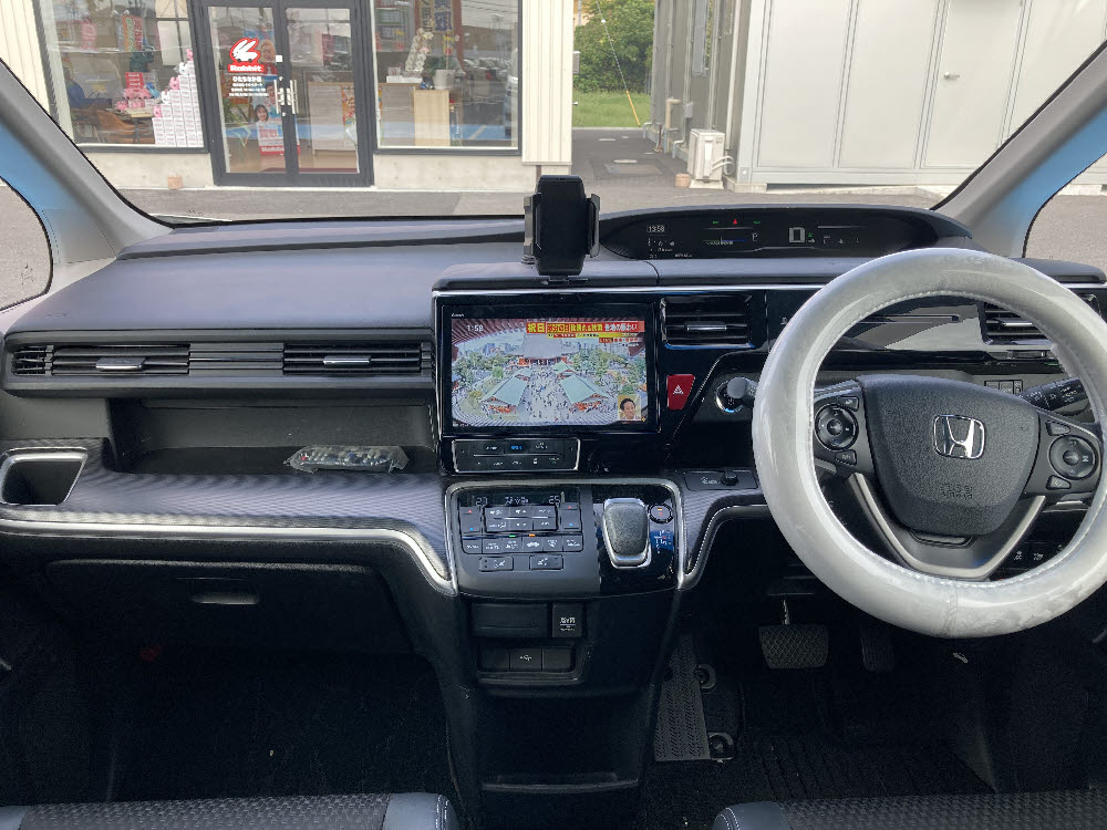 ホンダ　ステップＷスパーダ HV G EX Hセンシング9枚目