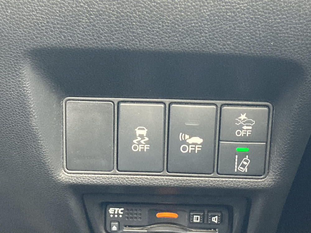 ホンダ　ステップＷスパーダ HV G EX Hセンシング17枚目