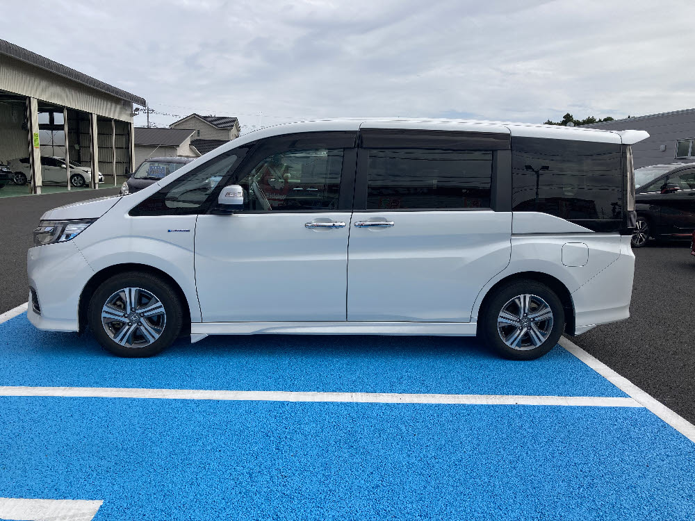 ホンダ　ステップＷスパーダ HV G EX Hセンシング7枚目