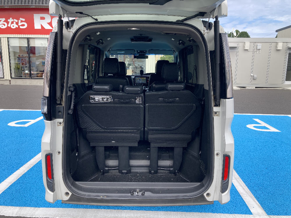 ホンダ　ステップＷスパーダ HV G EX Hセンシング8枚目