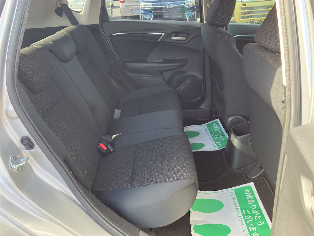 ホンダ　フィット　1.3G Fパッケージ11枚目