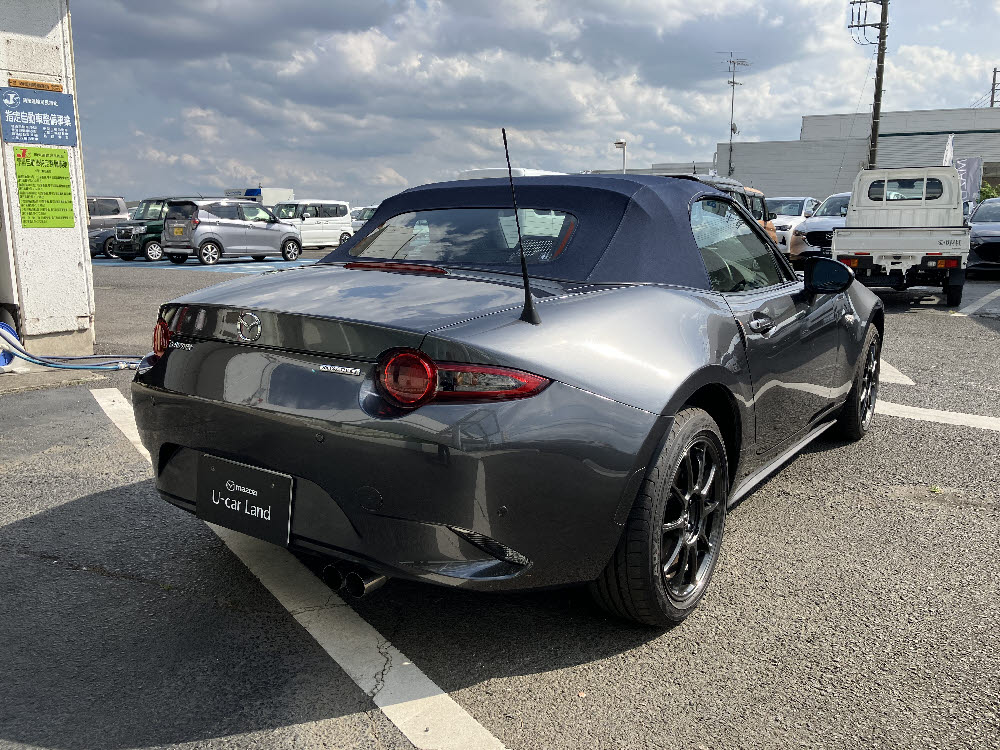 マツダ　ロードスター　990S4枚目