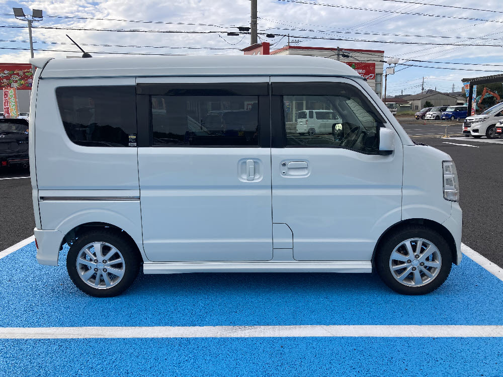 スズキ　エブリィワゴン　PZターボ　HR3枚目
