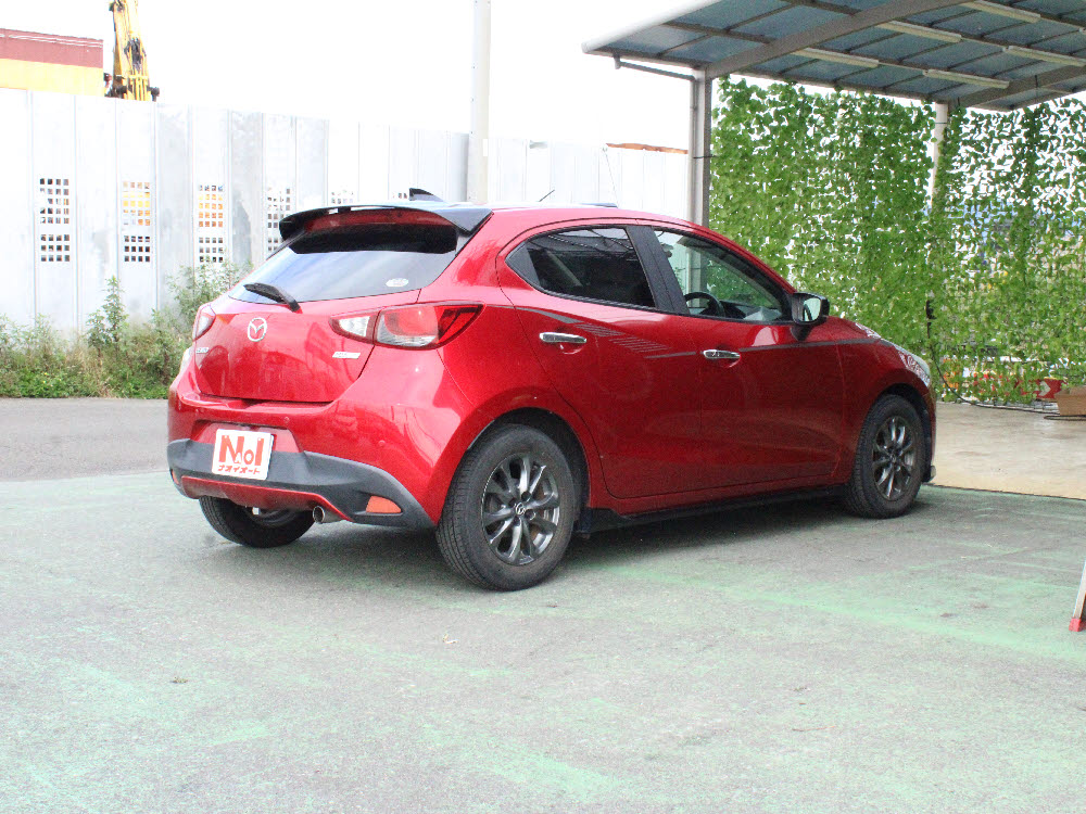 マツダ　デミオ　13Sツーリング Lパッケージ4枚目