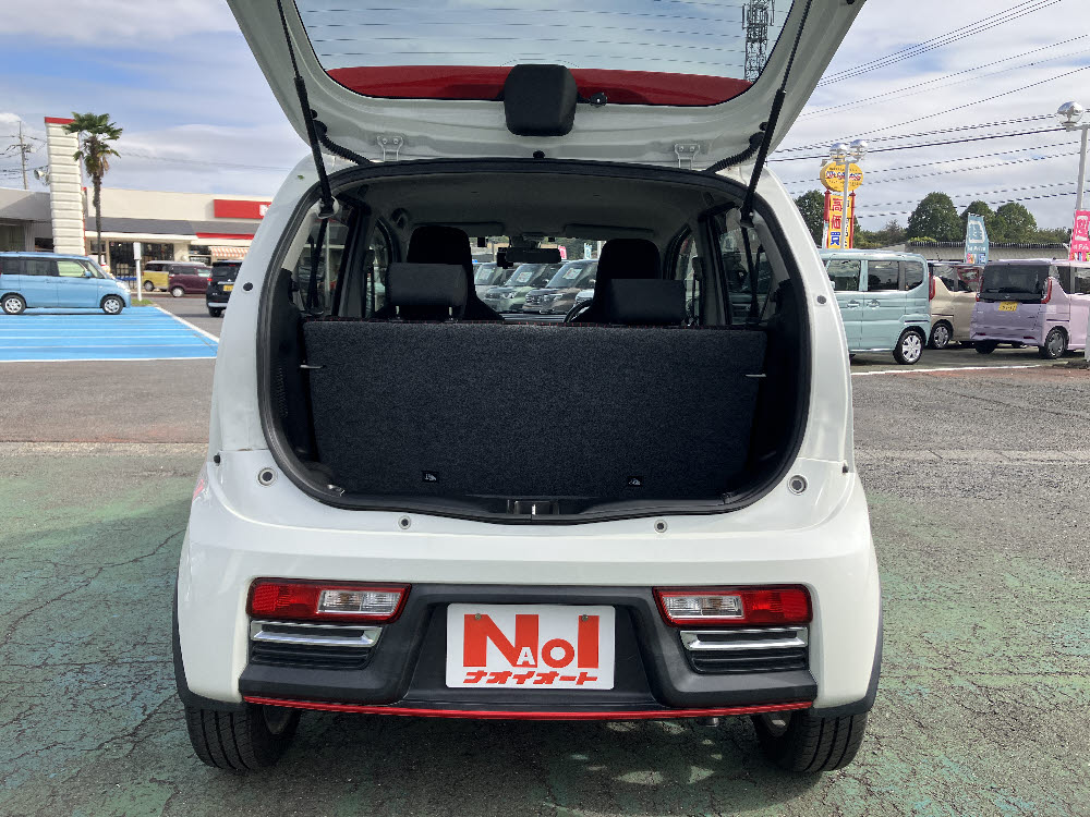 スズキ　アルト　ターボRS10枚目