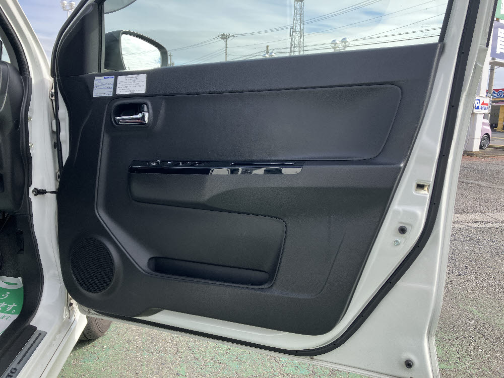 スズキ　アルト　ターボRS13枚目