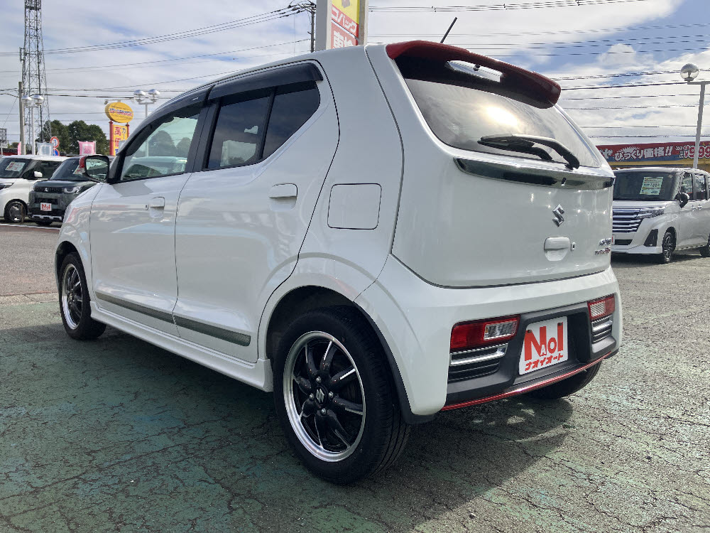 スズキ　アルト　ターボRS5枚目