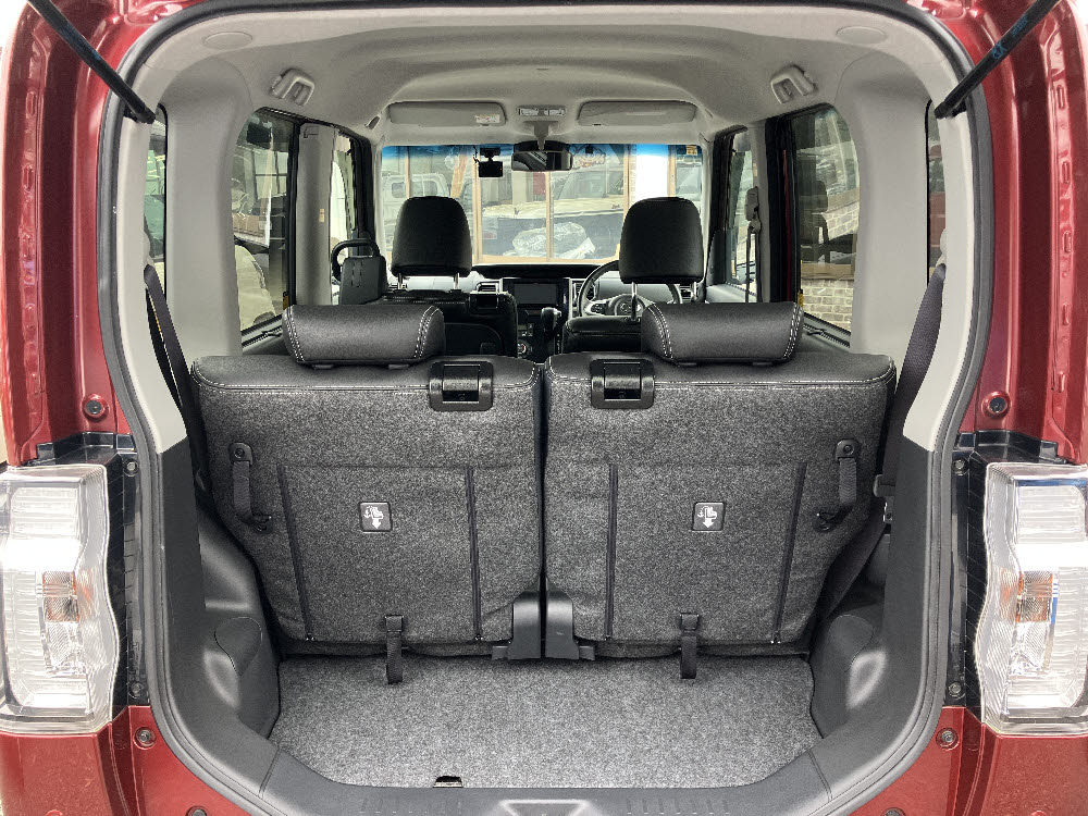 ダイハツ　タントカスタム　RSトップエディションLTD SAⅢ9枚目