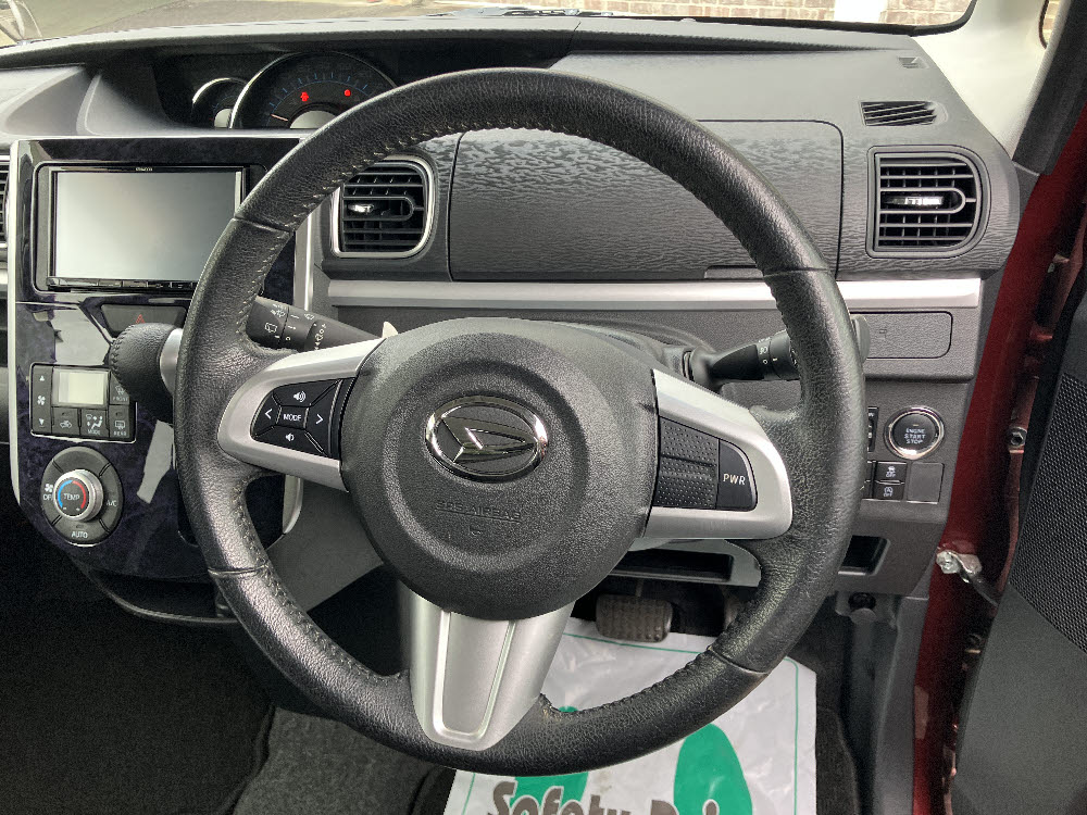 ダイハツ　タントカスタム　RSトップエディションLTD SAⅢ6枚目