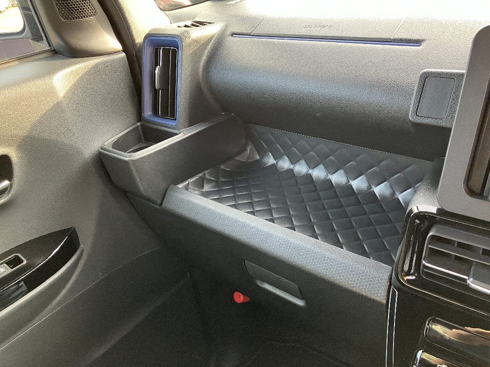 ダイハツ　タントカスタム　X17枚目