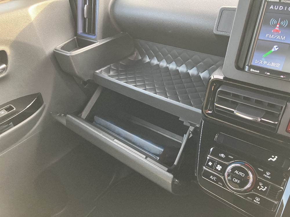 ダイハツ　タントカスタム　X18枚目