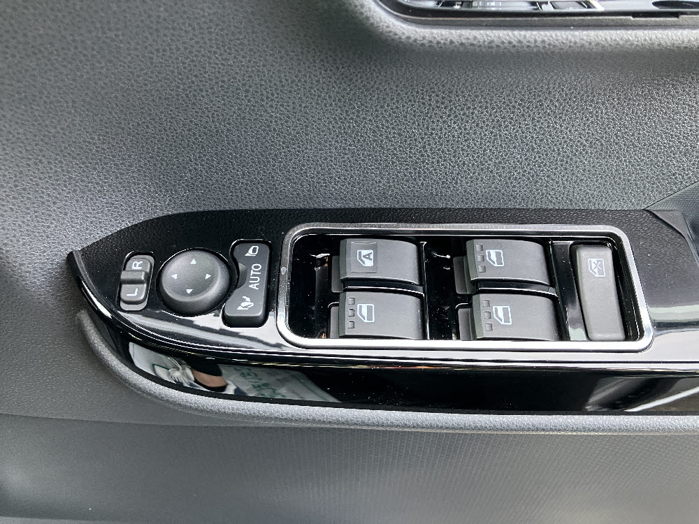 ダイハツ　タントカスタム　X19枚目