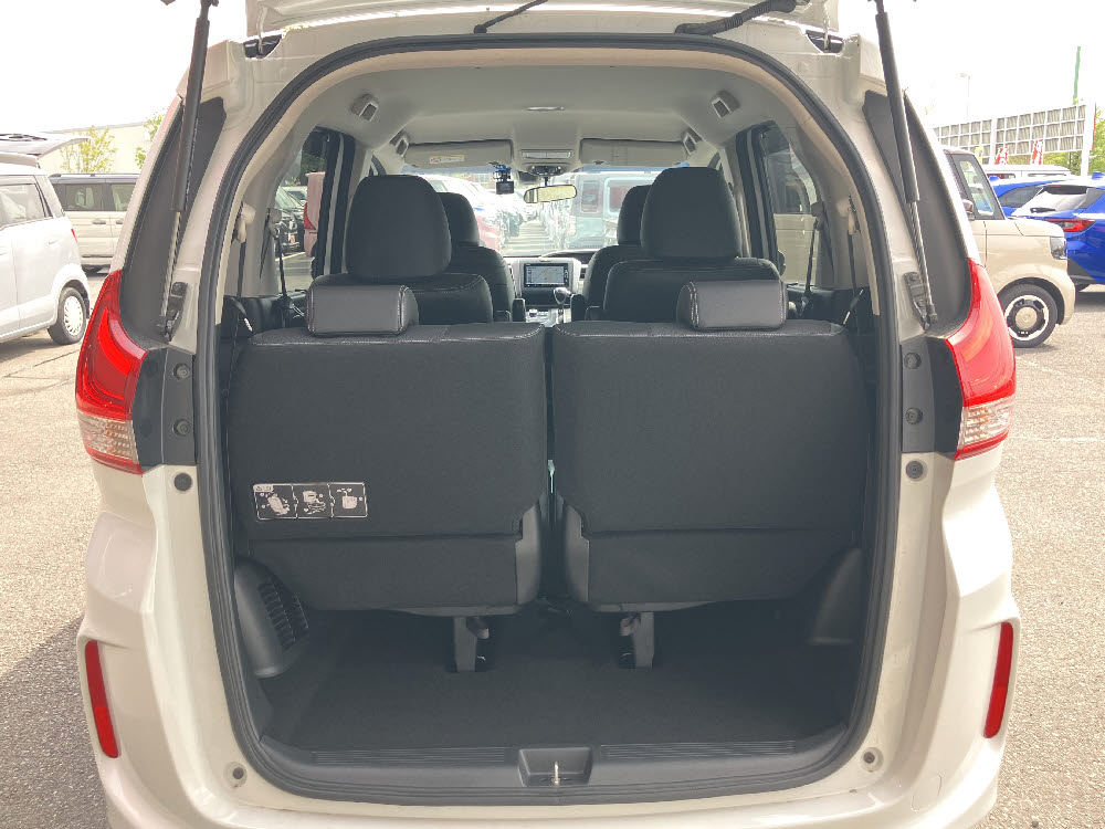 ホンダ　フリード　G9枚目