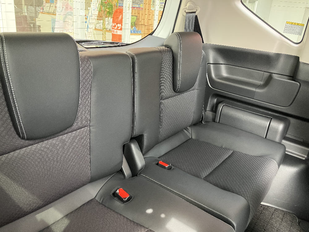 ホンダ　フリード　G10枚目