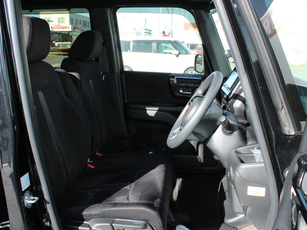 ホンダ　N BOXカスタム　G・L Honda SENSING17枚目