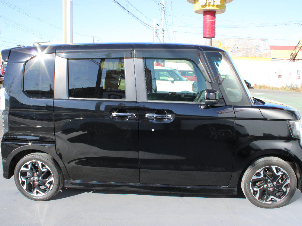 ホンダ　N BOXカスタム　G・L Honda SENSING3枚目