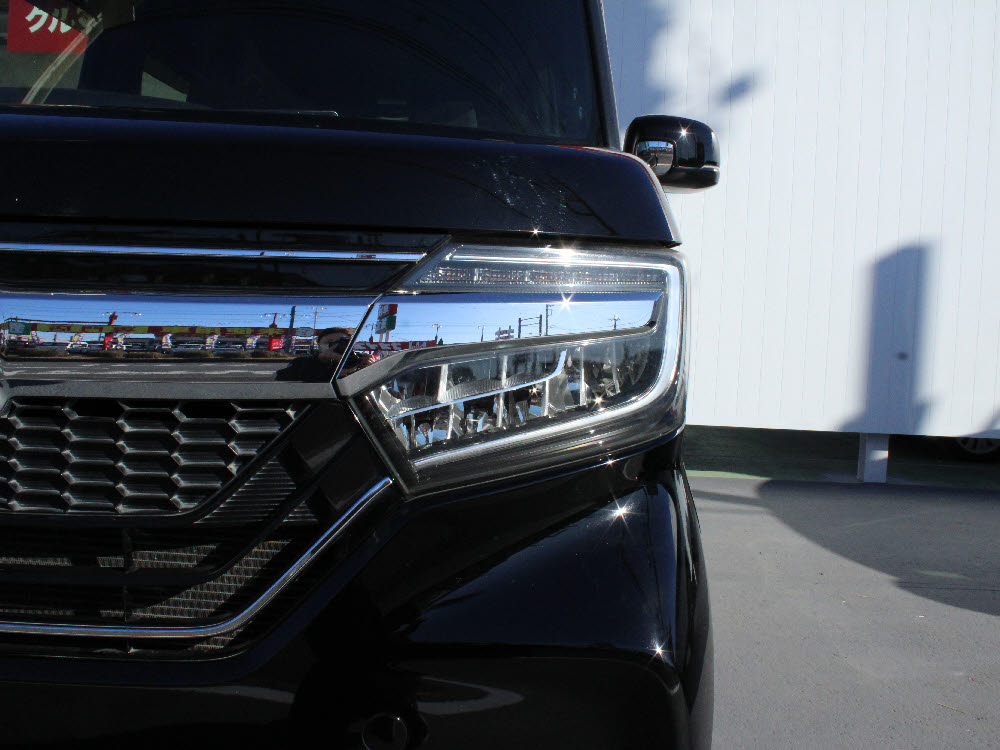 ホンダ　N BOXカスタム　G・L Honda SENSING8枚目