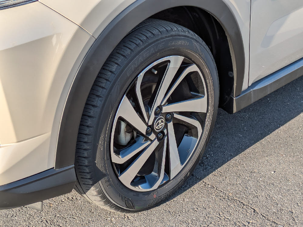 トヨタ　ライズ　Z8枚目