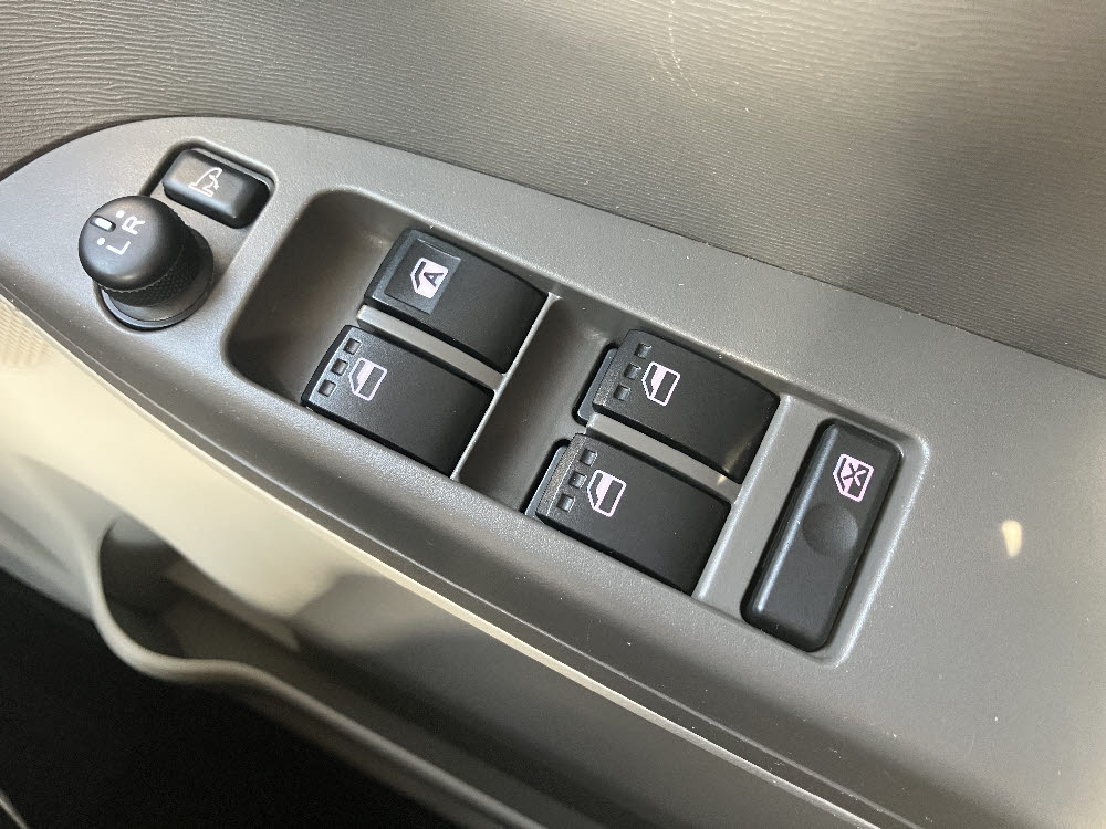 ダイハツ　タント　L-SAⅢ12枚目