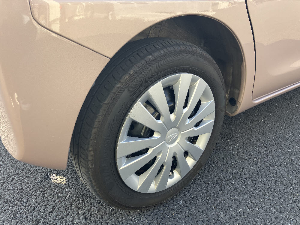 ダイハツ　タント　L-SAⅢ5枚目