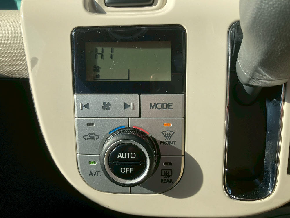 ダイハツ　ムーヴキャンバス XリミテッドメイクアップSAⅢ15枚目