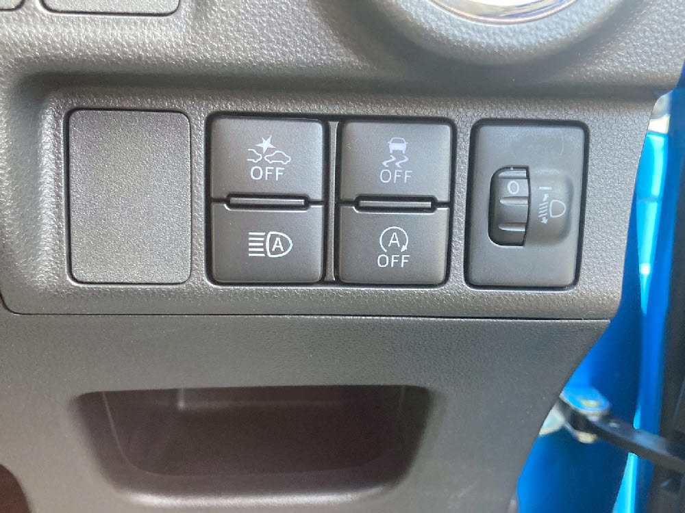 ダイハツ　キャスト アクティバ　X-SAⅢ16枚目