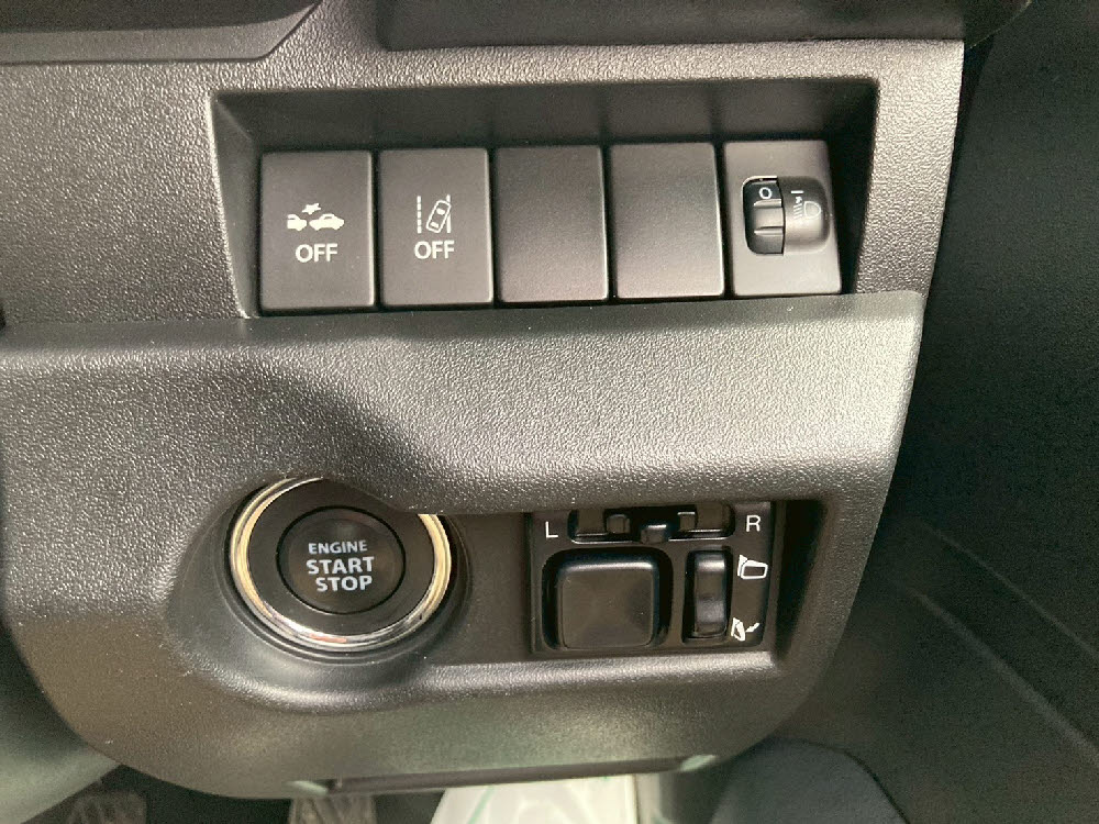 スズキ　ジムニー　XL　5MT18枚目