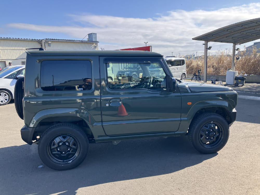 スズキ　ジムニー　XL　5MT3枚目