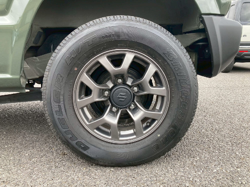スズキ　ジムニー　XL　5MT8枚目